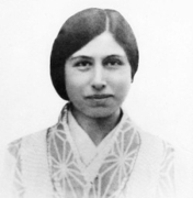 Mirra alfasse. La Madre